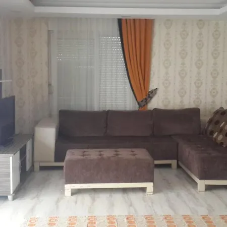Campsite Oscar Yasam Evleri *